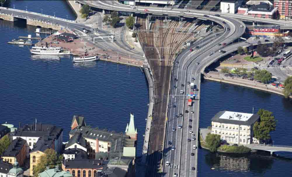 Bro över Norrström, Getingmidjan (foto: Implenia)